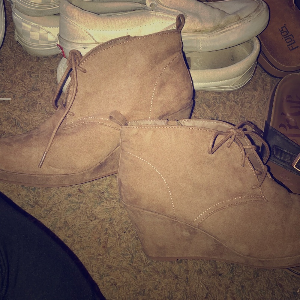 Selling size 11 booties, worn 2 times.